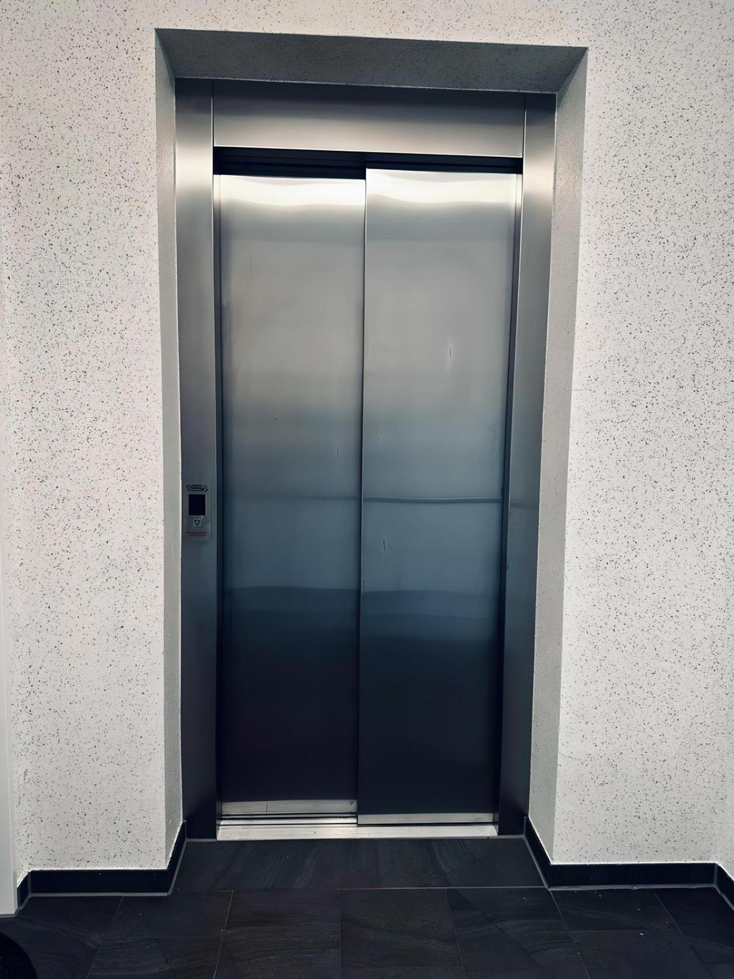 Fewo Am Povelturm - Mit Aufzug Und Grosser Loggia Nordhorn Dış mekan fotoğraf